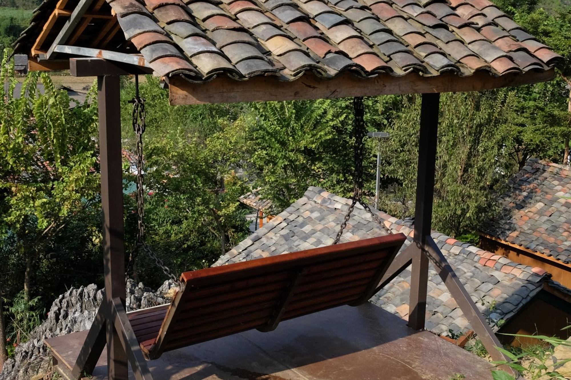 Tom'S Du Gia Homestay Lang Cac Exterior photo