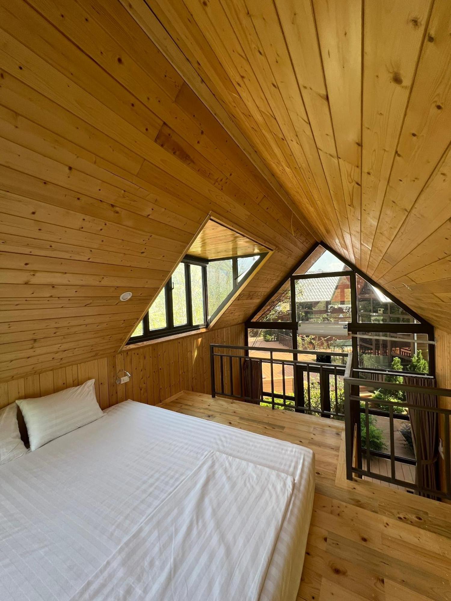 Tom'S Du Gia Homestay Lang Cac Exterior photo